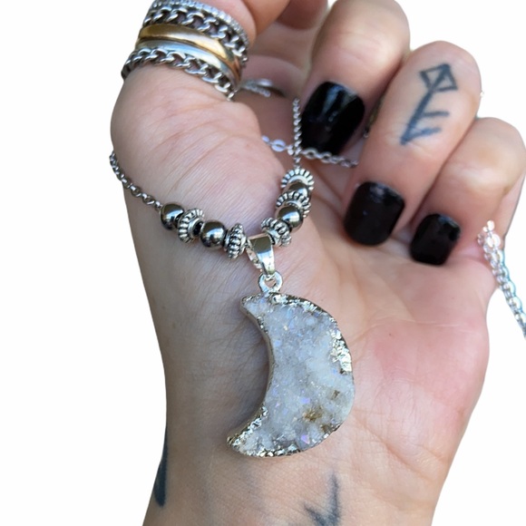 Iridescent Druzy crystal quartz crecent moon steel chain necklace boho stones - Picture 9 of 11